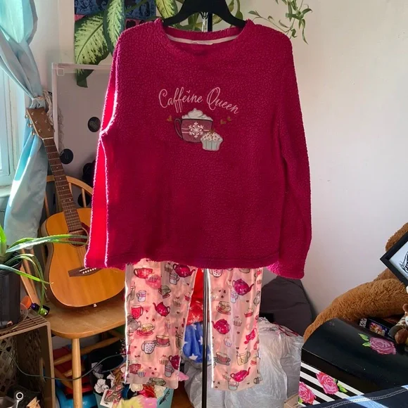 Sweet Treasures Intimates Sleepwear Size L Caffeine Queen